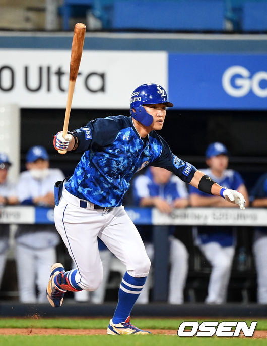 6회말 2사 1,2루에서 삼성 박해민이 1타점 적시타를 날리고 있다. /jpnews@osen.co.kr