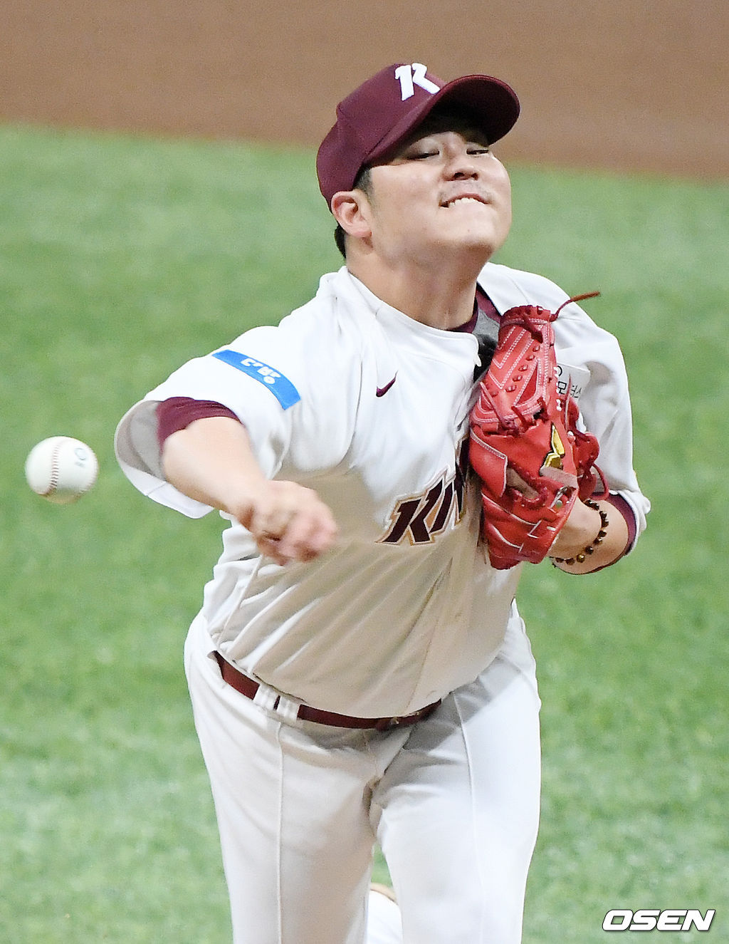 키움 선발 한현희가 마운드 위에서 힘차게 공을 뿌리고 있다./ rumi@osen.co.kr