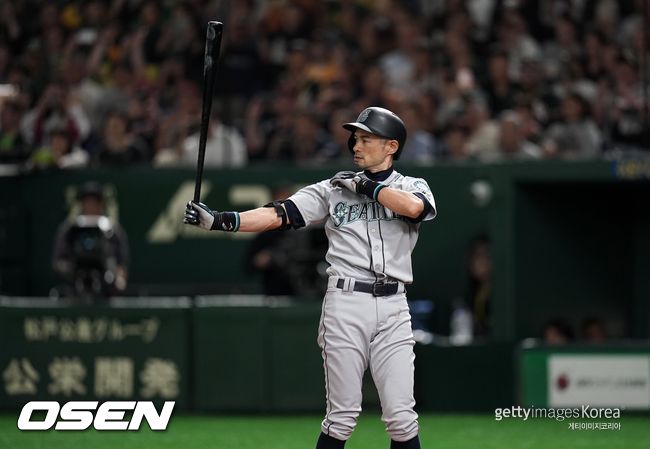[사진] 타석에서 준비 자세를 취하고 있는 스즈키 이치로 / ⓒGettyimages(무단전재 및 재배포 금지)