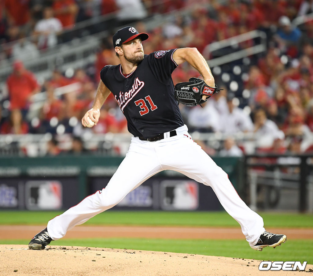 워싱턴 선발투수 슈어저가 역투하고있다. /soul1014@osen.co.kr