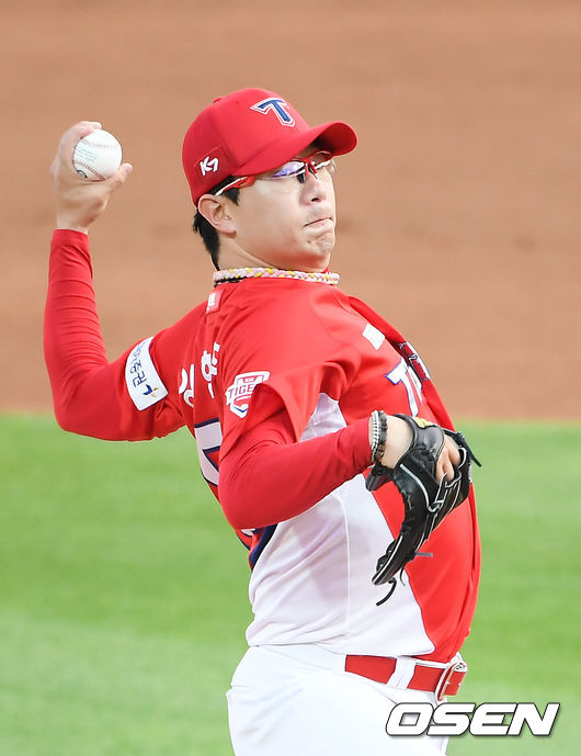 1회말 KIA 선발투수 양현종이 역투하고 있다. /   soul1014@osen.co.kr