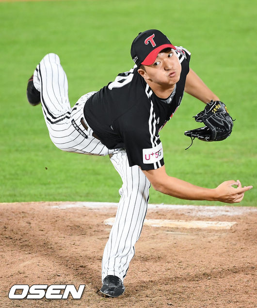 8회말 LG 고우석 투수가 역투하고 있다. / soul1014@osen.co.kr