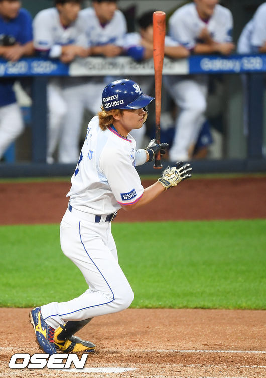 3회말 1사 1,2루 삼성 김상수가 선취 1타점 적시타를 날리고 있다. / soul1014@osen.co.kr