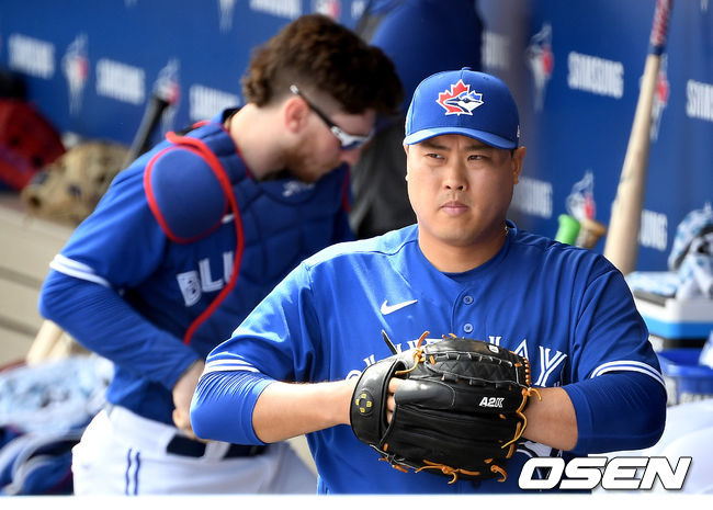 3회초 토론토 선발 류현진이 마운드로 향하고 있다. / dreamer@osen.co.kr