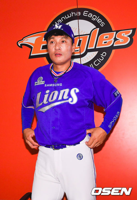 2017년 8월 은퇴 투어에 나선 삼성 이승엽이 대전 한화생명이글스파크에서 팬사인회를 준비하고 있다./ soul1014@osen.co.kr