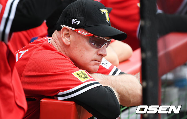 KIA 맷 윌리엄스 감독이 경기를 지켜보고 있다 / soul1014@osen.co.kr