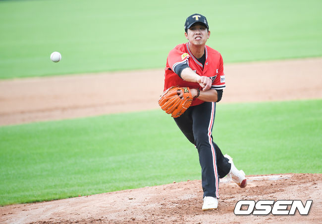 1회초 KIA 선발투수 임기영이 역투하고 있다./ soul1014@osen.co.kr
