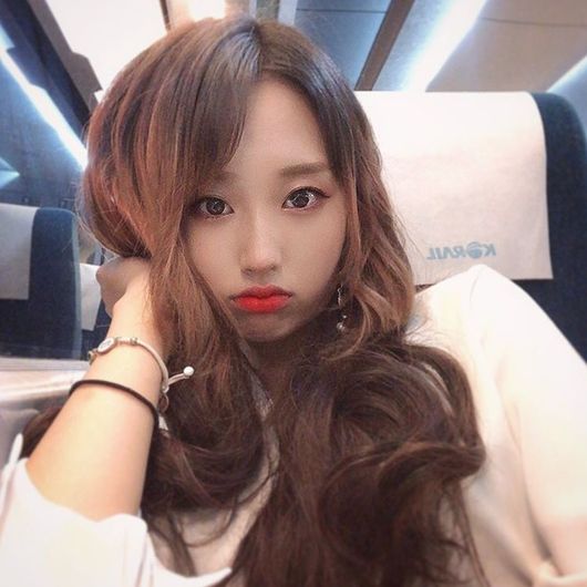 [사진=아이러브 가현 SNS] 아이러브 멤버 가현이 신민아의 주장에 반박하며 공방을 벌였다.
