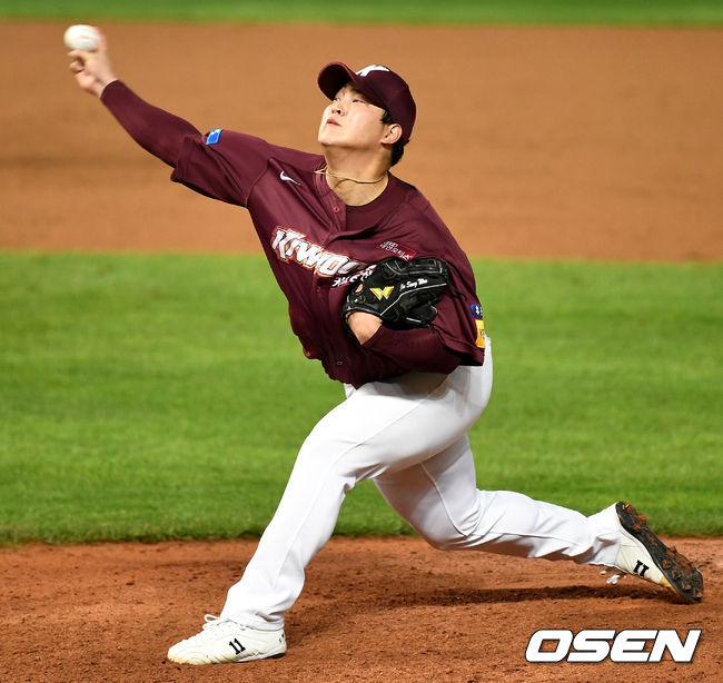 9회말 마운드에 오른 키움 투수 조상우가 힘차게 공을 뿌리고 있다. / dreamer@osen.co.kr