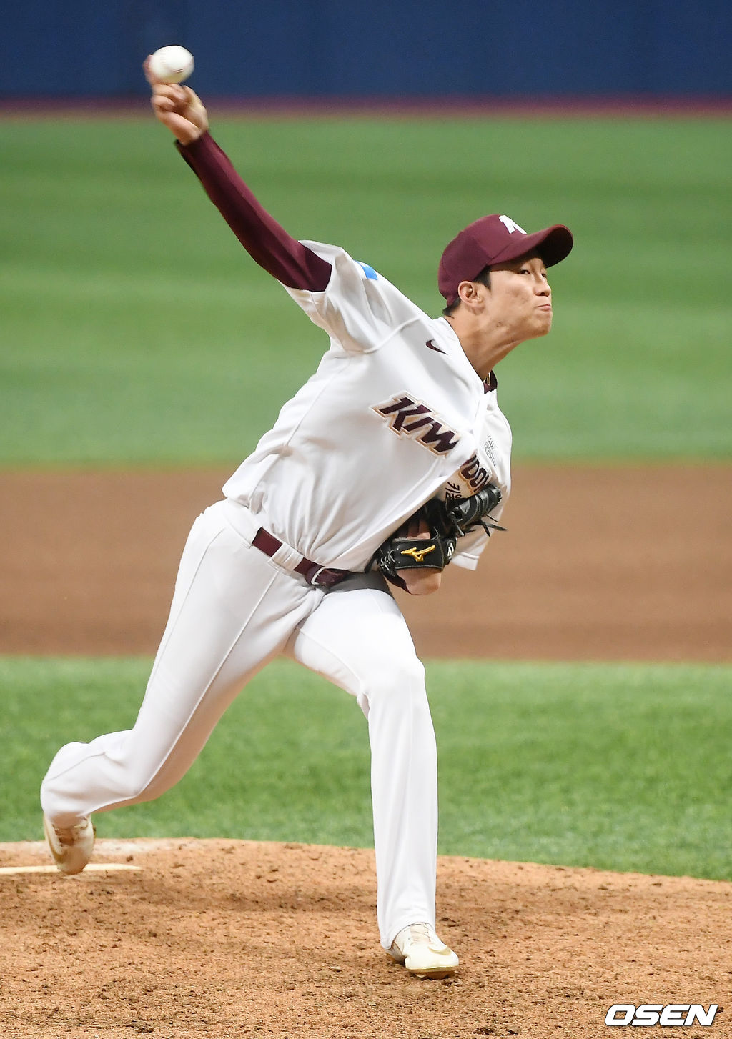 키움 안우진이 역투하고 있다. /youngrae@osen.co.kr 