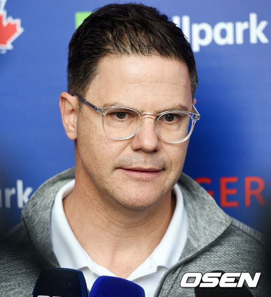 토론토 로스 앳킨스 단장이 인터뷰를 하고 있다. / soul1014@osen.co.kr