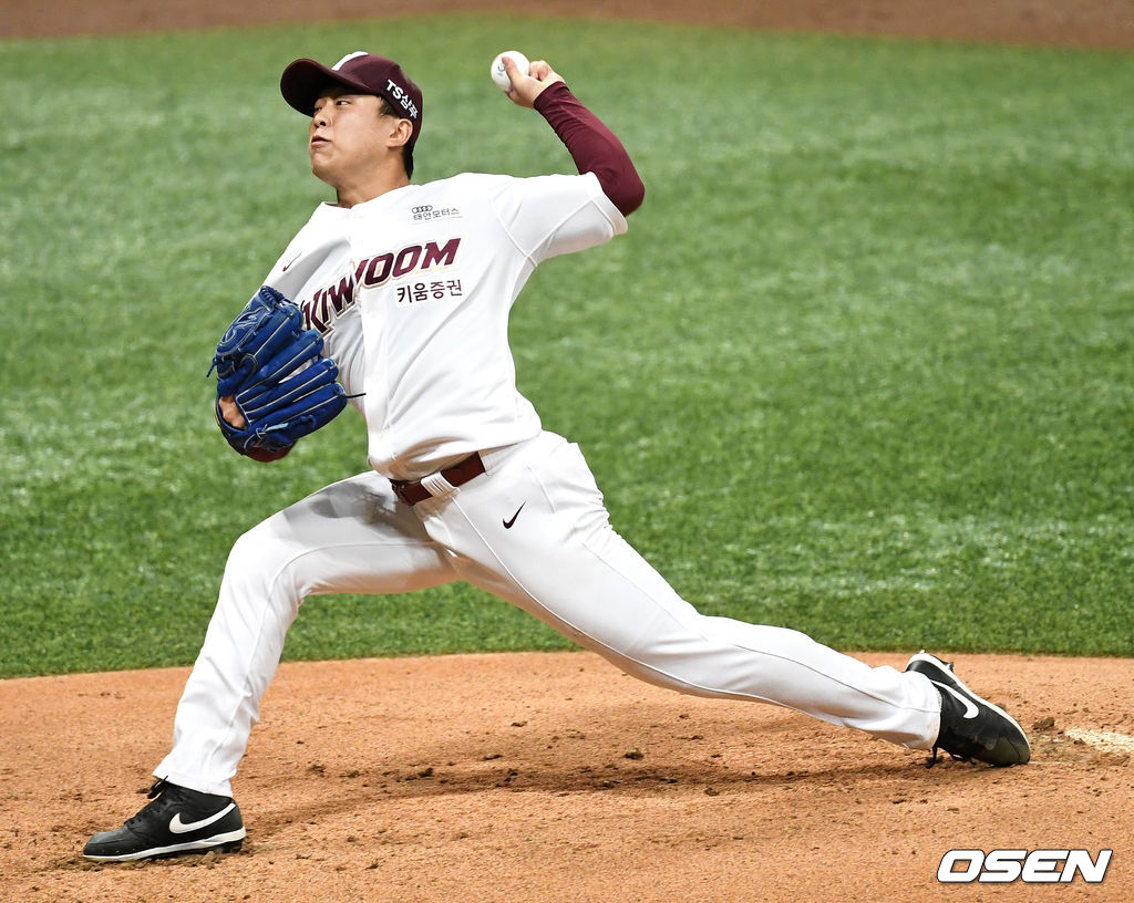 키움 선발 이승호가 힘차게 공을 뿌리고 있다. / dreamer@osen.co.kr