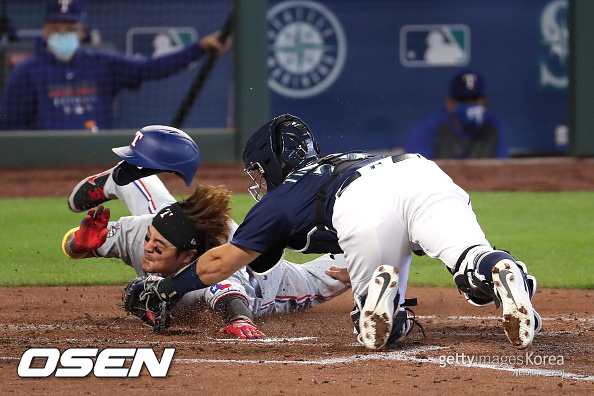 [사진] 4회 득점에 성공하는 추신수 ⓒGettyimages(무단전재 및 재배포 금지)