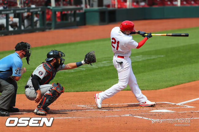 [사진] 세인트루이스가 11일(한국시간) 디트로이트와 더블헤더 1경기에서 몰리나의 홈런 포함 타선이 터지면서 12-2 완승을 거뒀다.ⓒGettyimages(무단전재 및 재배포 금지)