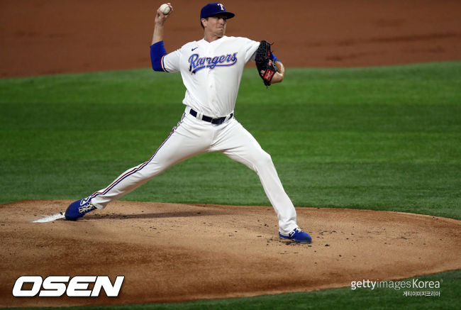 [사진] 텍사스가 11일(한국시간) 에인절스에 2-6으로 패했다. 선발 등판한 깁슨이 5실점으로 부진했다.ⓒGettyimages(무단전재 및 재배포 금지)