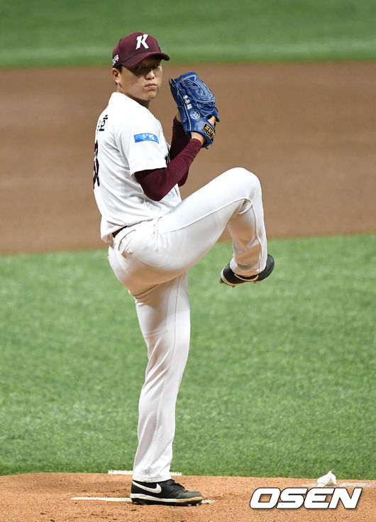 키움 선발 이승호가 힘차게 공을 뿌리고 있다. / dreamer@osen.co.kr