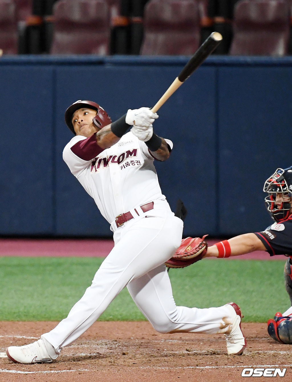 5회말 무사 주자 1,3루 키움 러셀이 1루수 앞 땅볼로 1타점을 올리고 있다./rumi@osen.co.kr