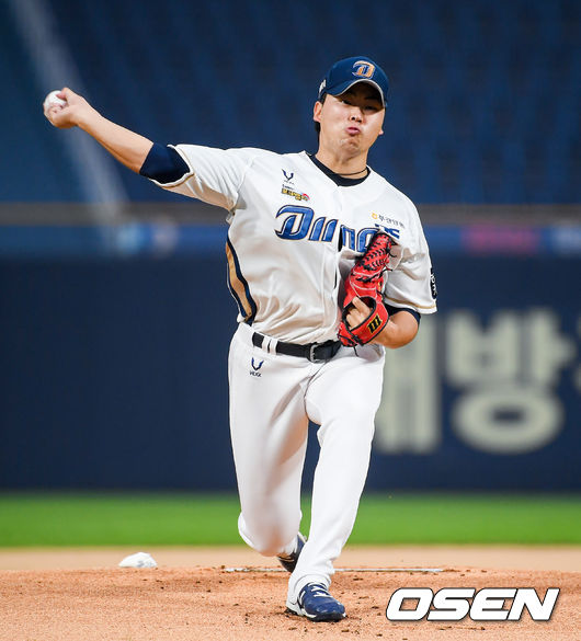 8일 오후 창원시 마산회원구 창원NC파크에서 KBO리그 NC 다이노스와 롯데자이언츠의 경기가 진행됐다.1회초 NC 선발투수 송명기가 역투하고 있다. / soul1014@osen.co.kr