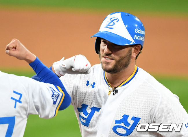 7회말 1사 2,3루에서 삼성 팔카가 중전 적시타를 치고 환호하고 있다. /sunday@osen.co.kr