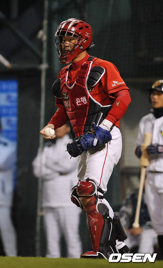 SK 박경완 감독 대행의 현역 시절.