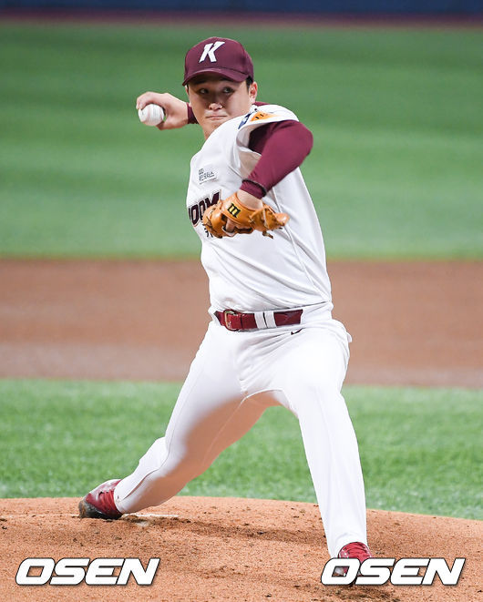 키움 손혁 감독은 선발 요원 최원태를 25일 SK전에서 등판시키겠다고 예고했다./ soul1014@osen.co.kr