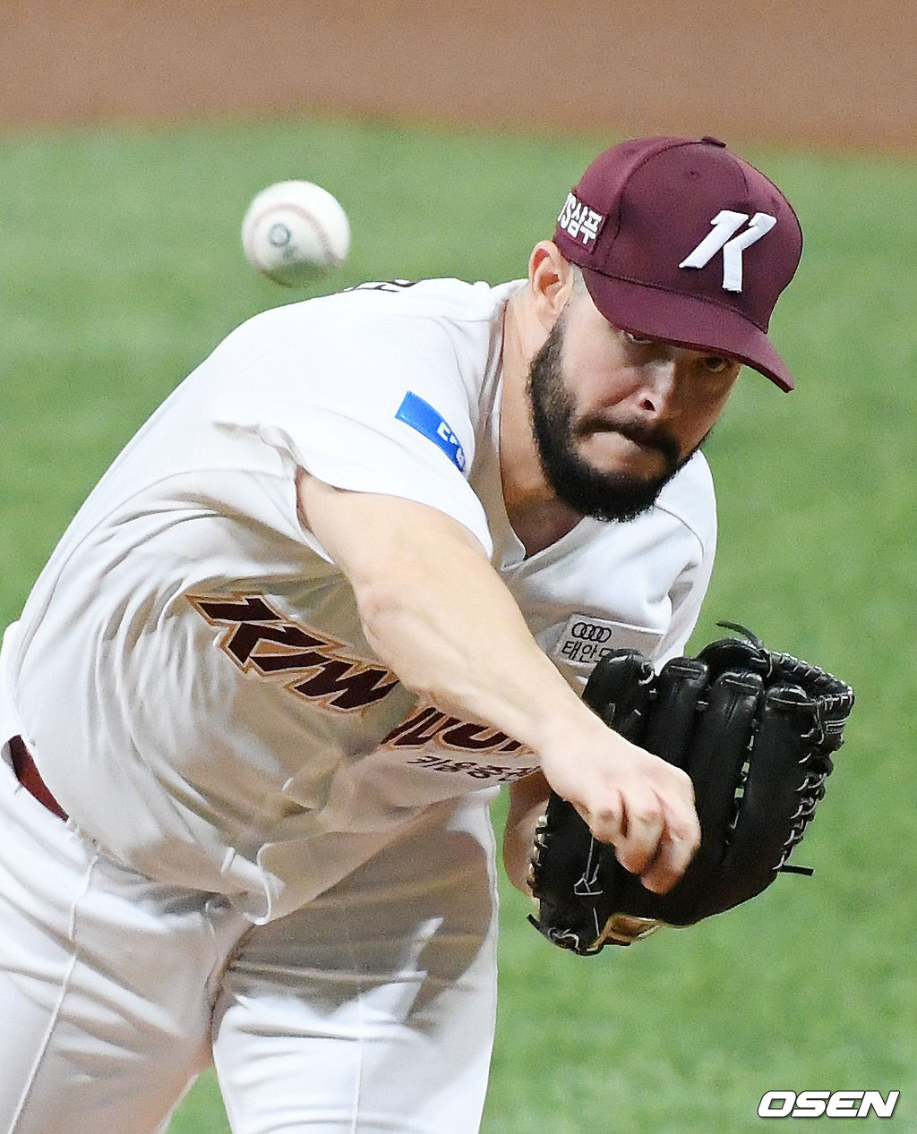 키움 선발 브리검이 마운드 위에서 힘차게 공을 뿌리고 있다. /rumi@osen.co.kr