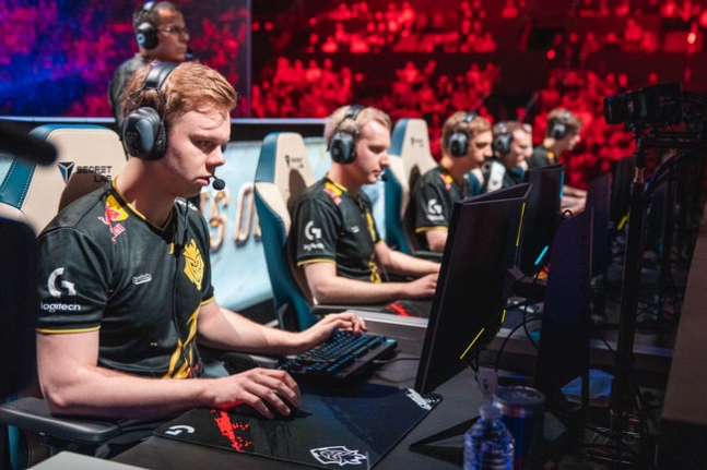 라이엇 게임즈 플리커.