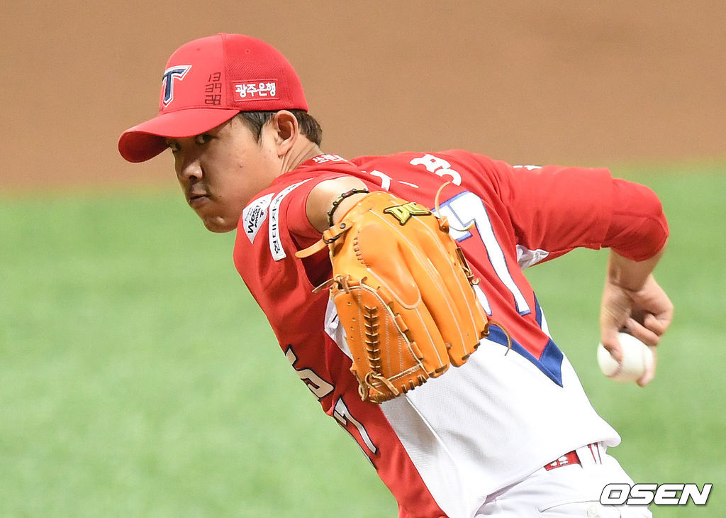 1회말 무사에서 KIA 선발투수 임기영이 역투하고 있다. /sunday@osen.co.kr