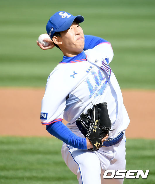 1일 오후 대구삼성라이온즈파크에서 ‘2020 신한은행 SOL KBO 리그’ 삼성 라이온즈와 KT 위즈의 경기가 열렸다.1회초 삼성 선발 허윤동이 마운드에 올라 힘차게 공을 뿌리고 있다./ksl0919@osen.co.kr