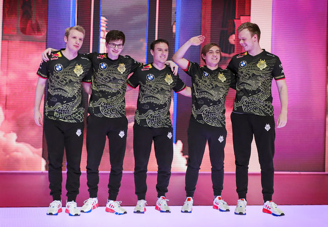 라이엇 게임즈 플리커.