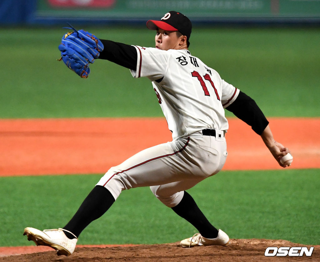 덕수고 장재영이 힘차게 공을 뿌리고 있다. / dreamer@osen.co.kr