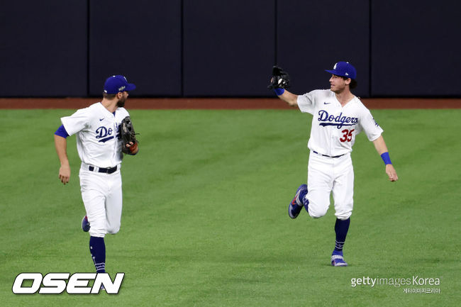 [사진] 코디 벨린저(오른쪽) /ⓒGettyimages(무단전재 및 재배포 금지)
