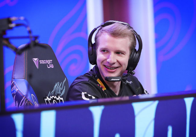 라이엇게임즈 플리커.