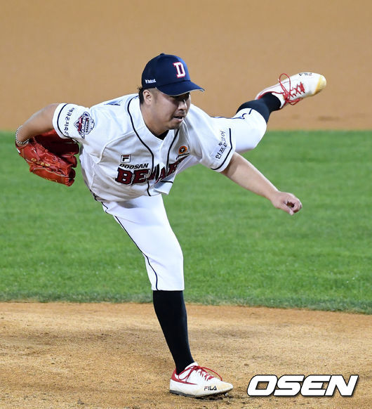 두산 투수 유희관. 