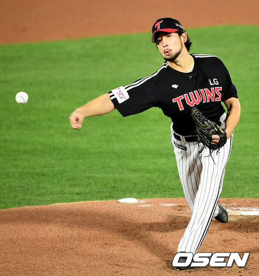 13일 부산 사직구장에서 열린 롯데 자이언츠와의 경기에 선발 등판한 LG 트윈스 류원석./ksl0919@osen.co.kr