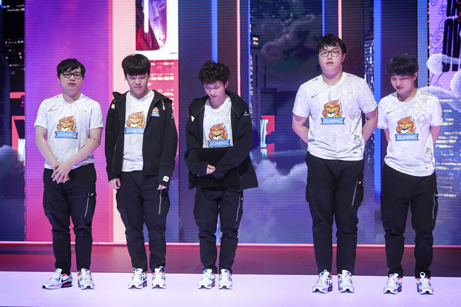 라이엇 게임즈 플리커.