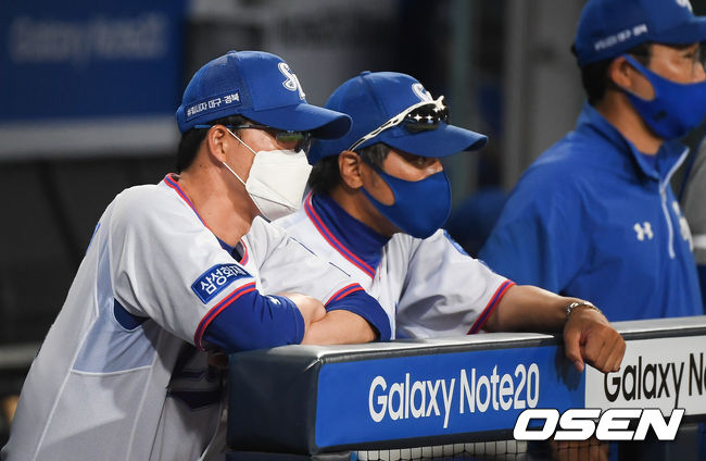 9회초 삼성 허삼영 감독이 경기를 지켜보고 있다./ soul1014@osen.co.kr