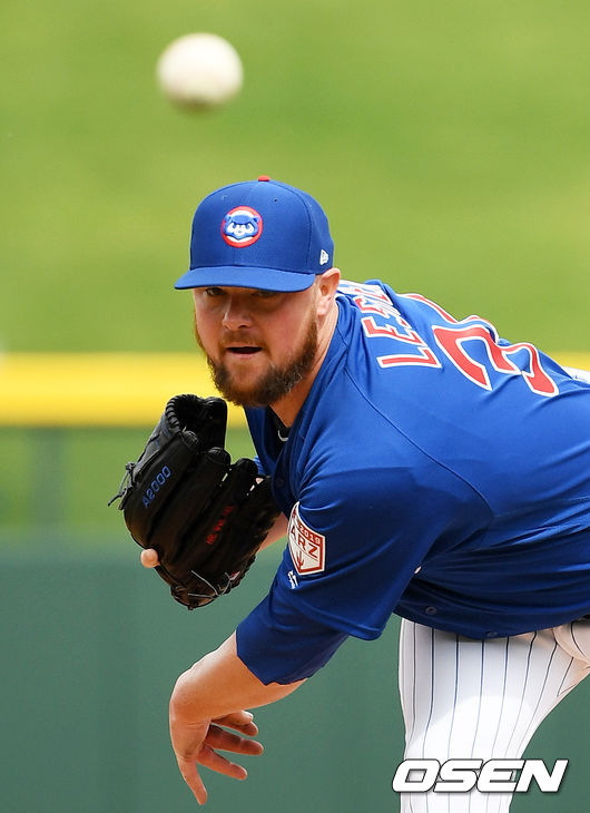 컵스 선발 존 레스터가 역투하고 있다. /jpnews@osen.co.kr