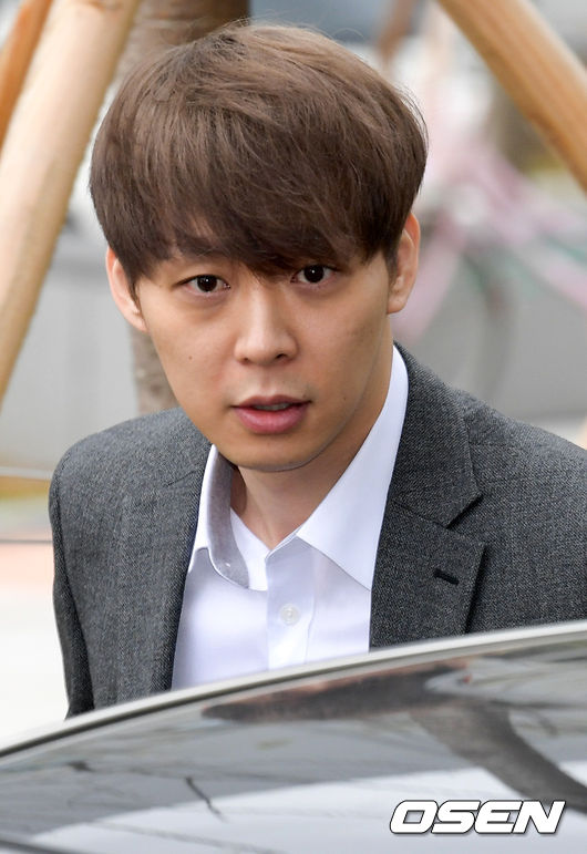 박유천