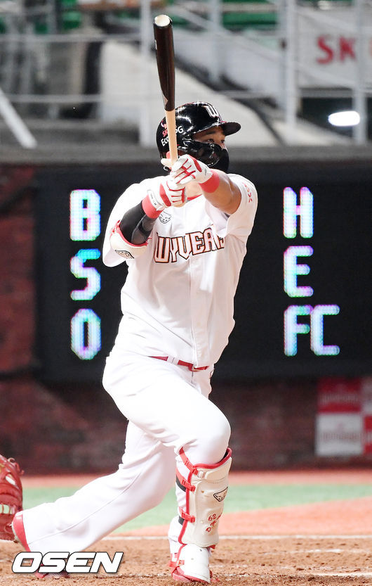 SK 타자 한동민.