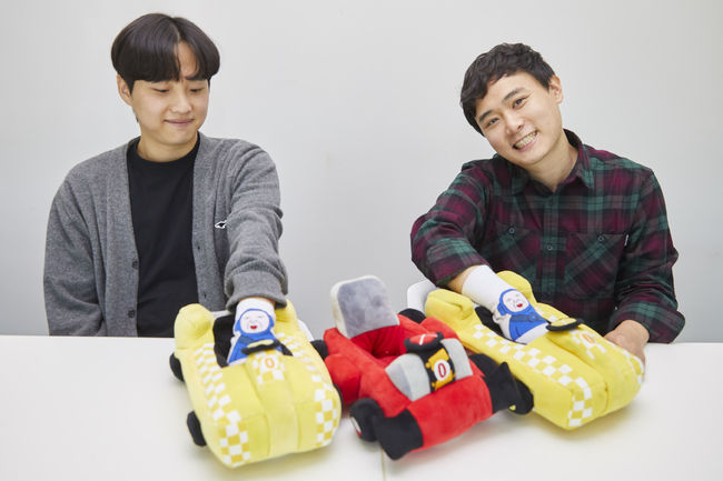 넥슨 홍보실 강경찬(왼쪽)과 조금래 PD. /넥슨 제공.