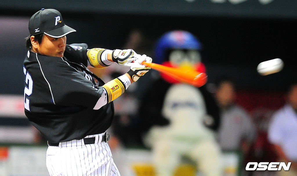 2010년 일본 프로야구 지바 롯데에서 활약하며 올스타전 홈런더비에 나선 김태균./ jpnews@osen.co.kr