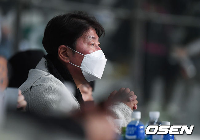 장충체육관을 찾아온 송강호. /soul1014@osen.co.kr