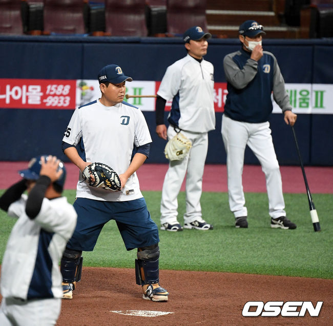 NC 양의지가 타석에 서서 자세를 취하고 있다./jpnews@osen.co.kr