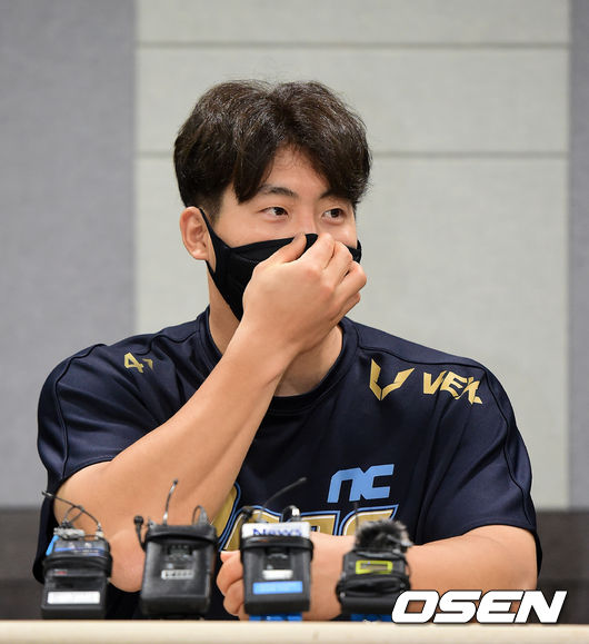 NC 나성범이 인터뷰를 하고 있다./jpnews@osen.co.kr