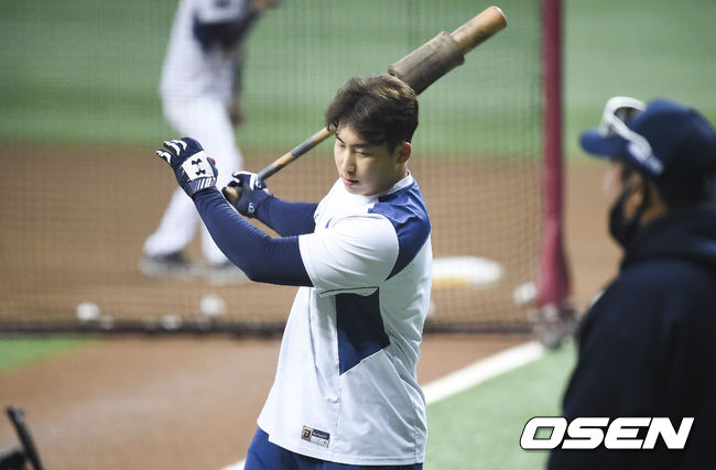 경기에 앞서 NC 나성범이 타격훈련을 하고 있다.  / soul1014@osen.co.kr