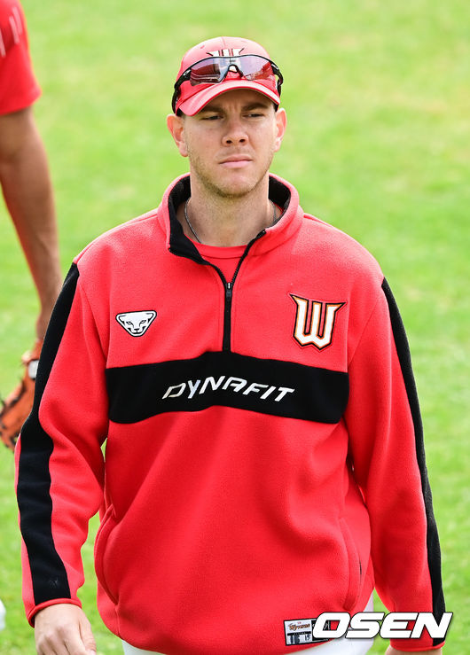 킹엄이 훈련을 마치고 그라운드를 빠져나가고 있다/  soul1014@osen.co.kr