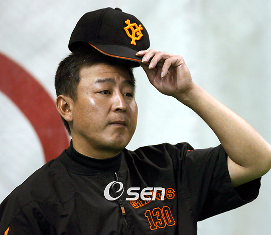 요미우리 코치 시절 김기태 전 KIA 타이거즈 감독./OSEN DB