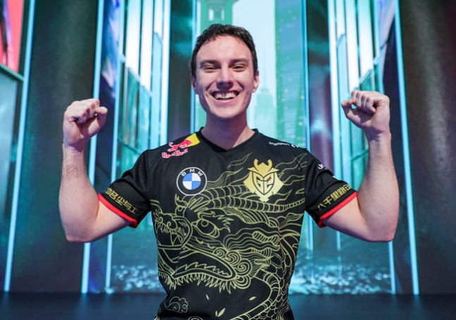 라이엇 게임즈 플리커.