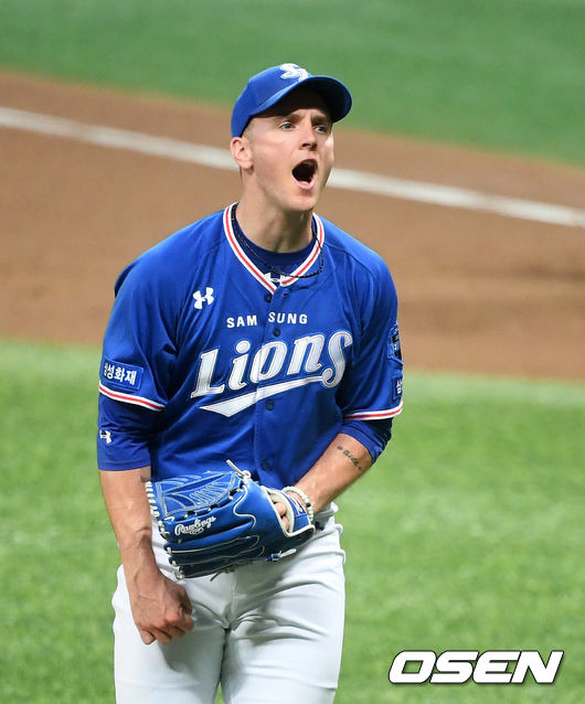 6회말 2실점을 허용한 삼성 뷰캐넌이 아쉬움에 소리를 지르고 있다. /jpnews@osen.co.kr